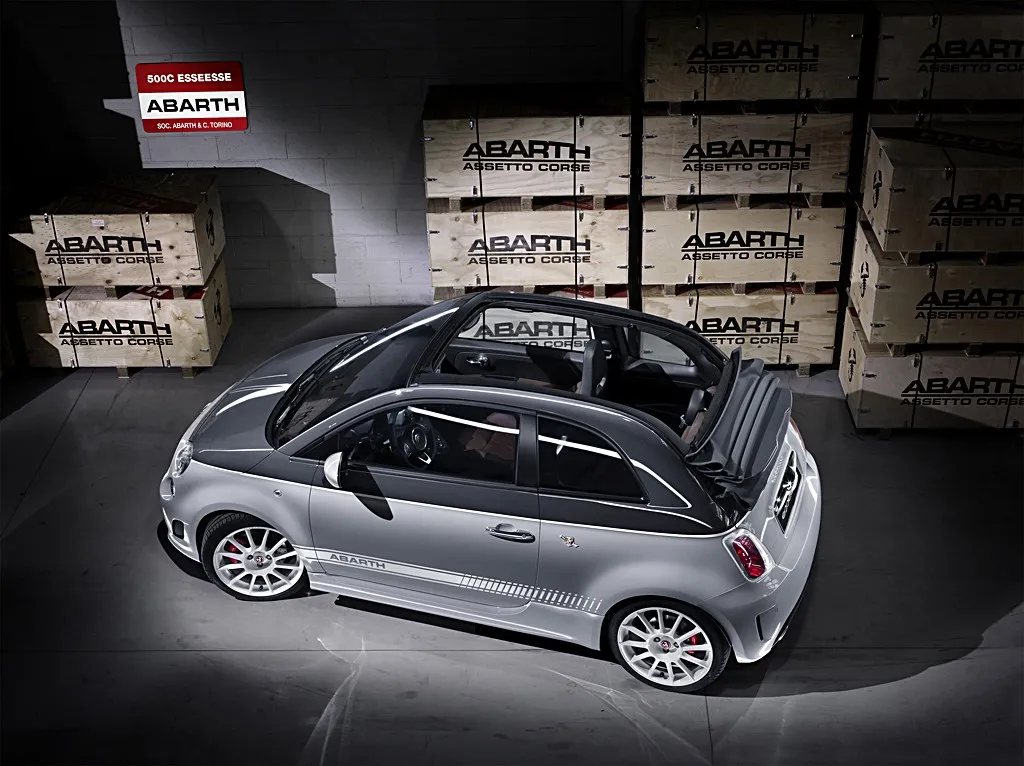 100913_ab_abarth500cesseesse_01_1546404.jpg
