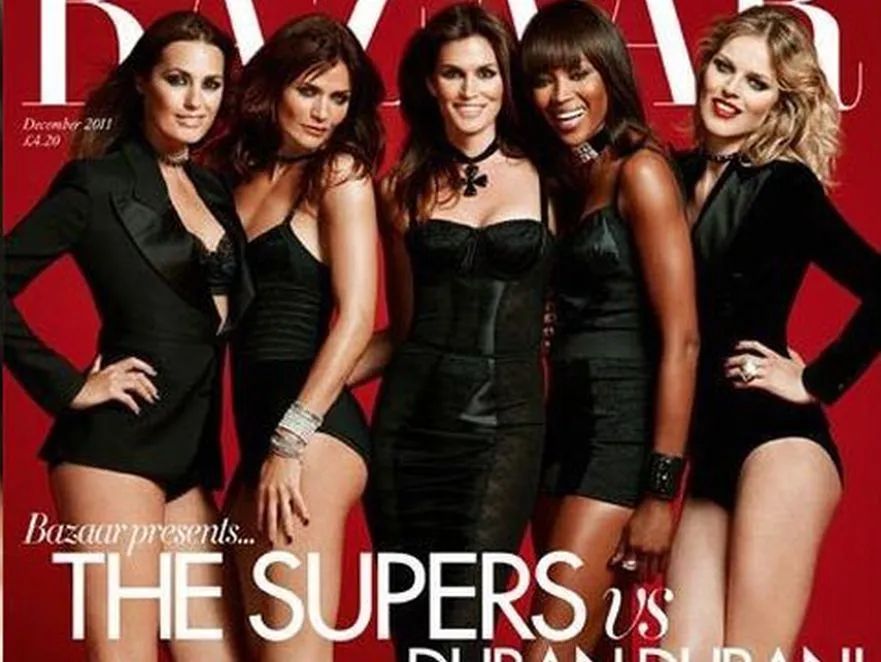 Yasmin LeBon, Helena Christensen, C indy Crawford, Naomi Campbell i Eva Herzigova na okładce „Harper’s Bazaar. Fot. Jonas Akerlund