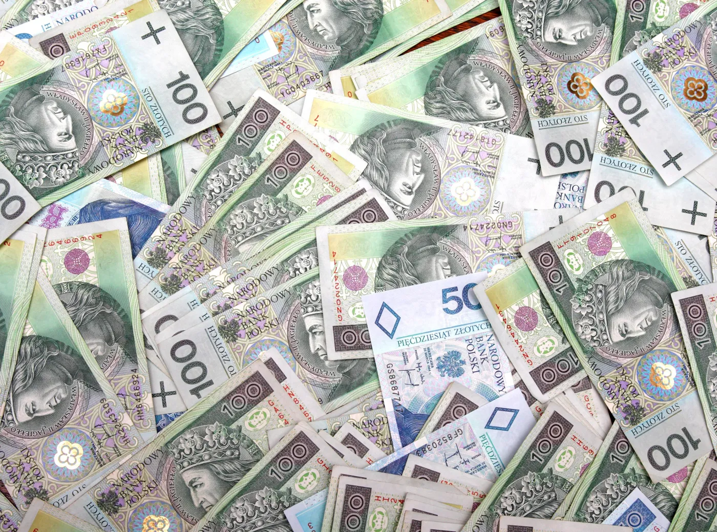 Na tańsze pożyczki jeszcze poczekamy