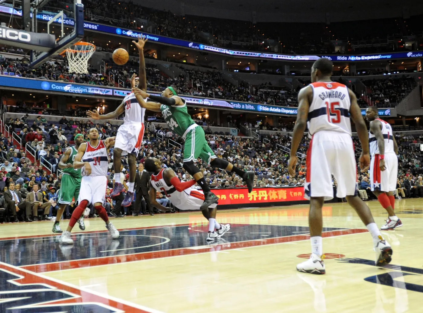 Paul Pierce poprowadził Boston do wygranej