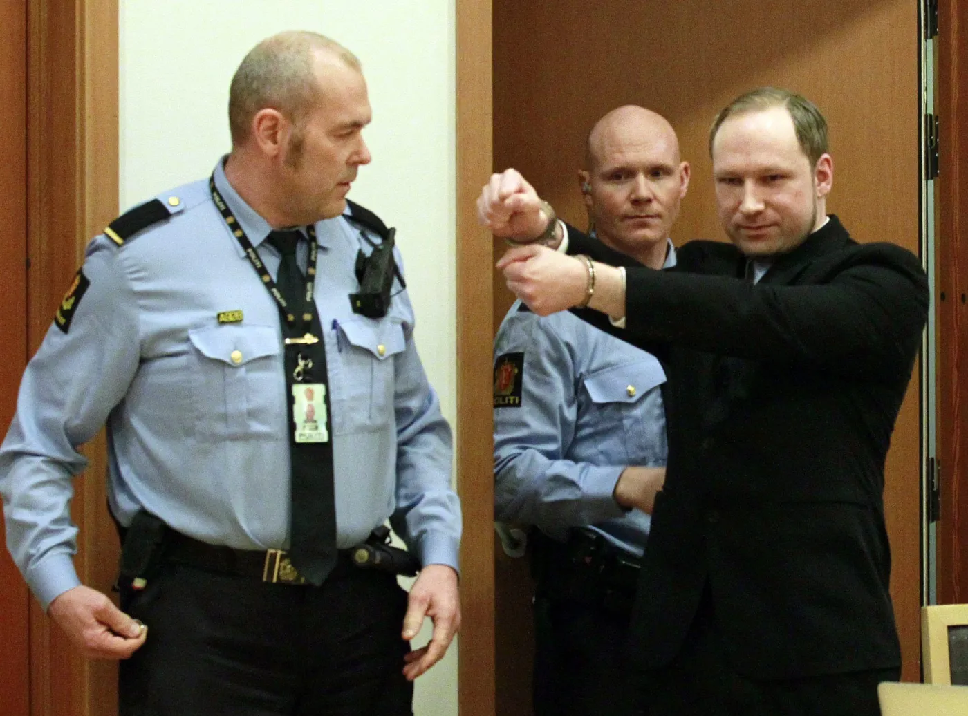 3057642-anders-breivik-norwegia-morderca.jpg
