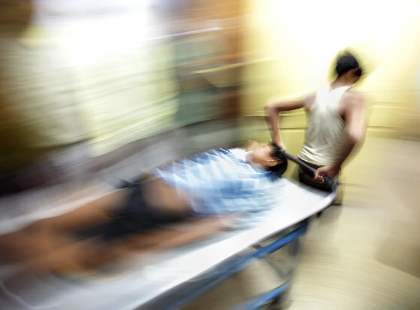 Ponad 80 śmiertelnych ofiar skażonego alkoholu w Indiach