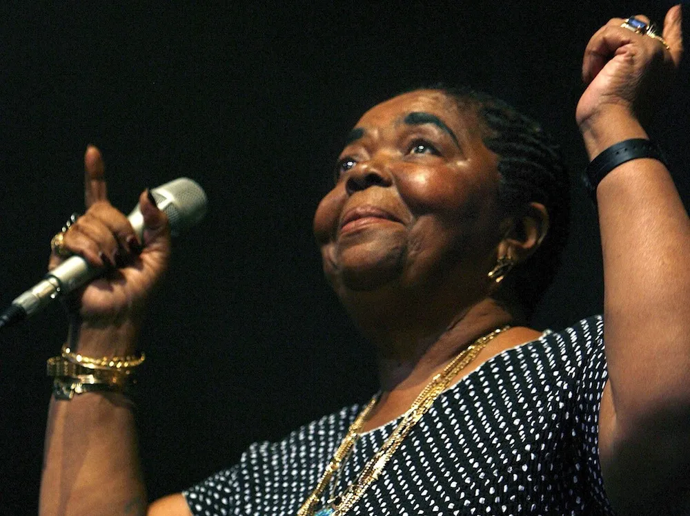 2873404-cesaria-evora-na-geneva-festival.jpg