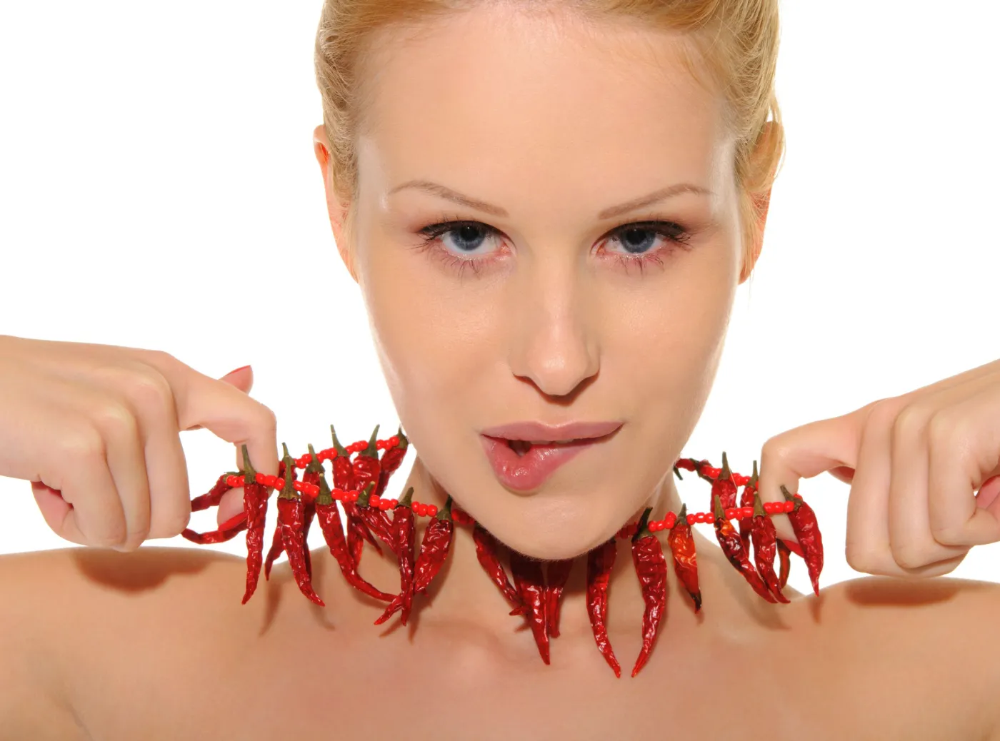 Znajdująca się w papryce chili kapsaicyna działa jak środek znieczulający oraz wykorzystywana jest w leczeniu nowotworów