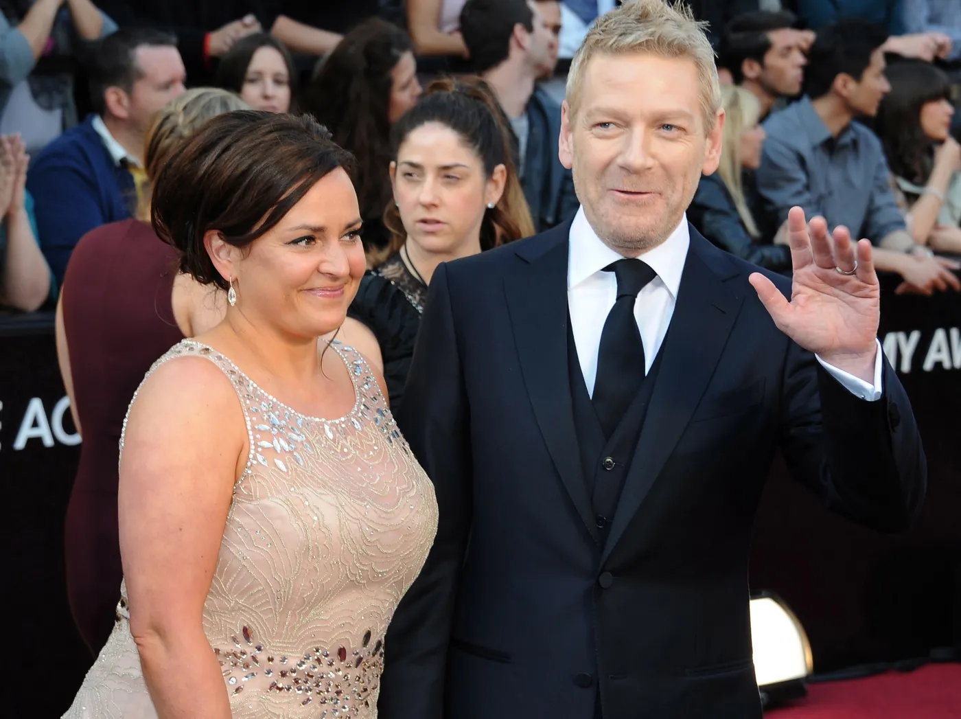 3144608-kenneth-branagh-z-zona-lindsay.jpg