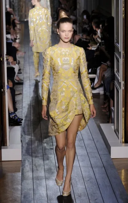 3736432-kolekcja-valentino-haute-couture.jpg