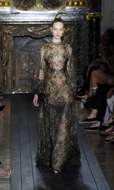 3736263-kolekcja-valentino-haute-couture.jpg
