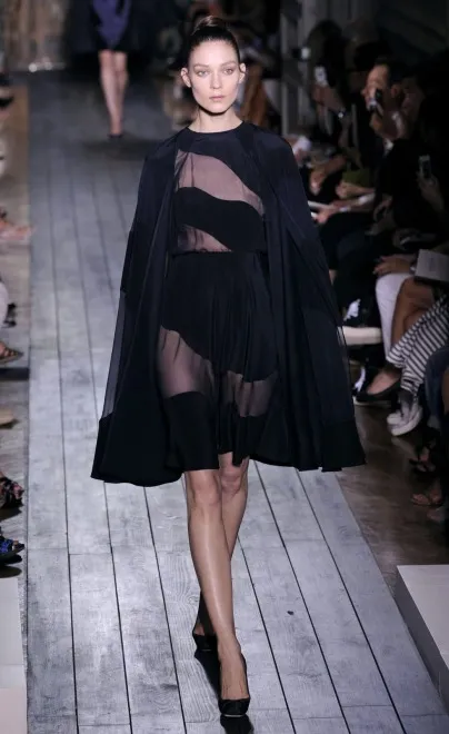 3736311-kolekcja-valentino-haute-couture.jpg