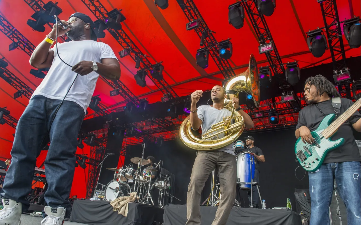 3760303-the-roots-na-roskilde-festival.jpg