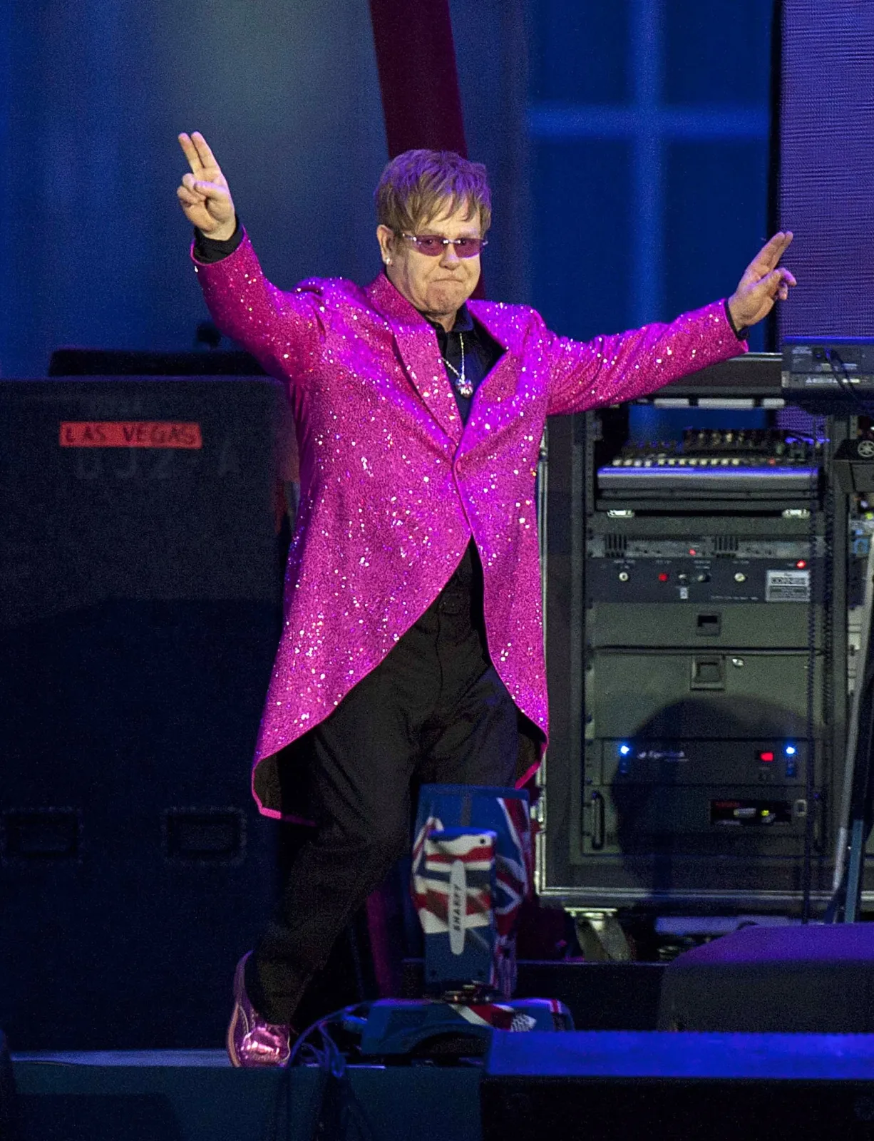 Kolejne dziecko Eltona Johna. Tym razem adoptowane