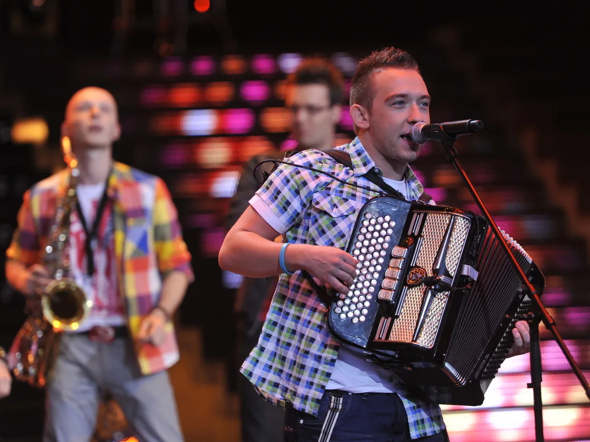 Zespół Enej zagrał na koncercie "Szalone lata 60"