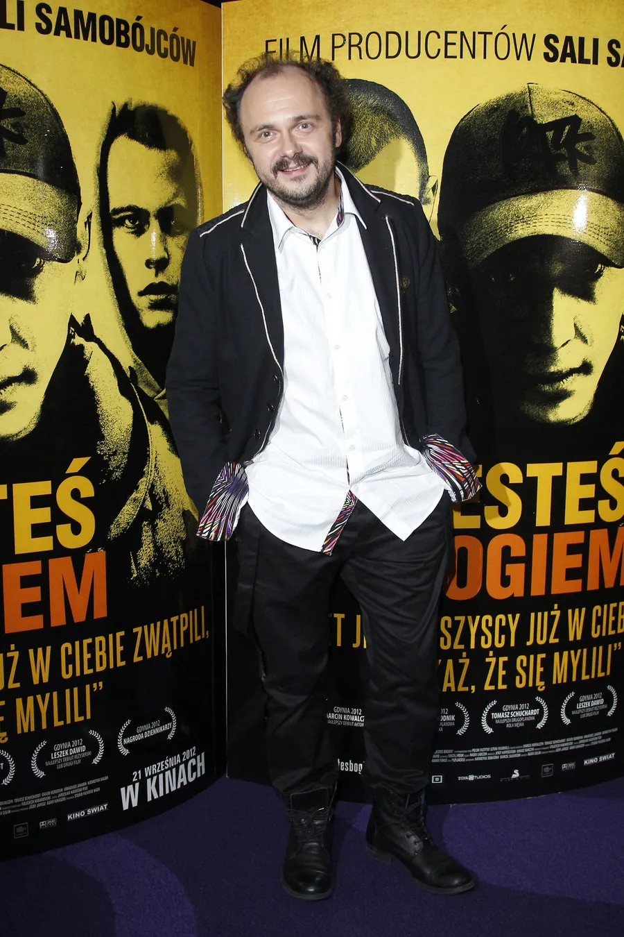 4048939-arkadiusz-jakubik-na-premierze.jpg