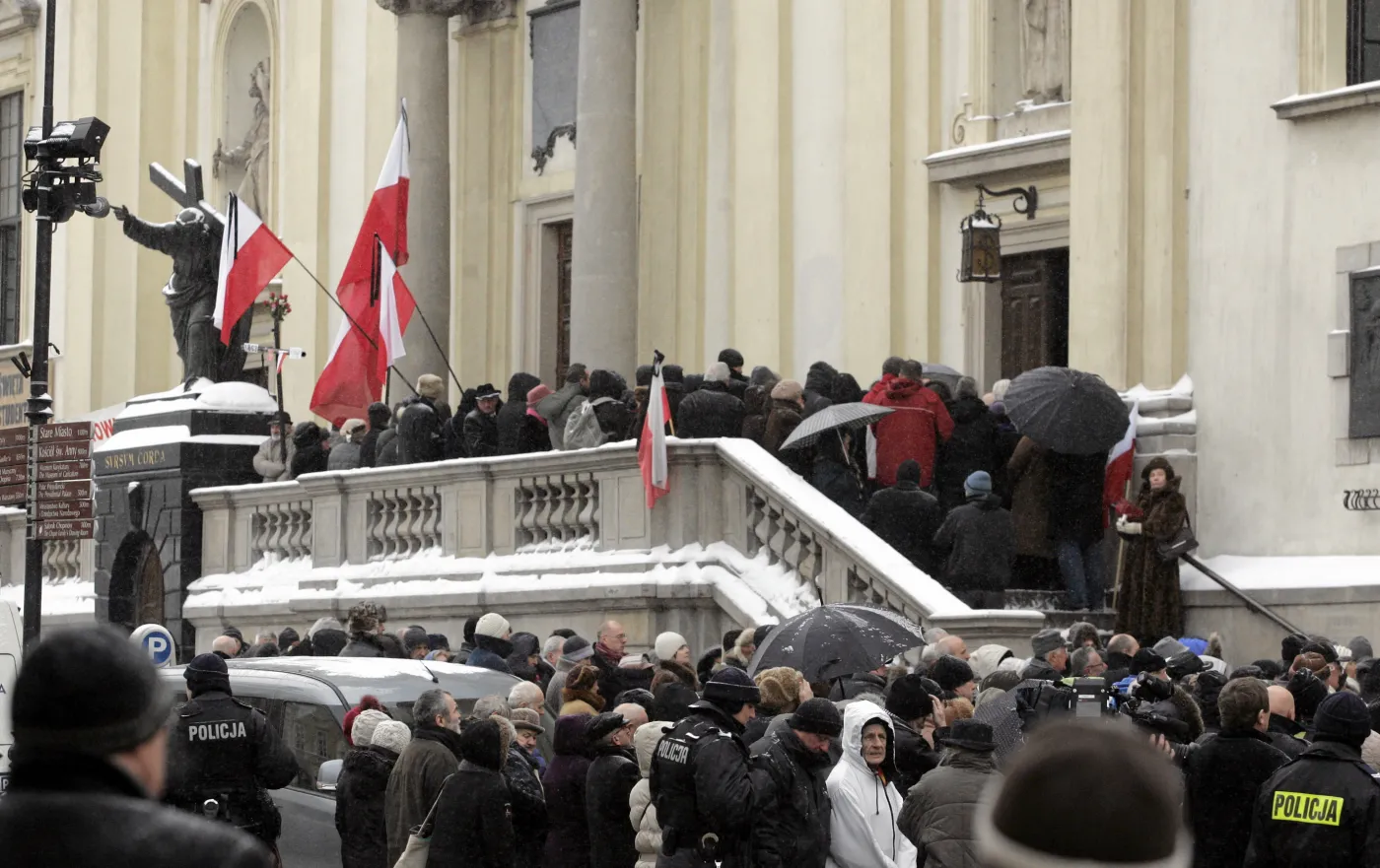Pogrzeb Jadwigi Kaczyńskiej. "Dołączyła do syna, do którego tak tęskniła"