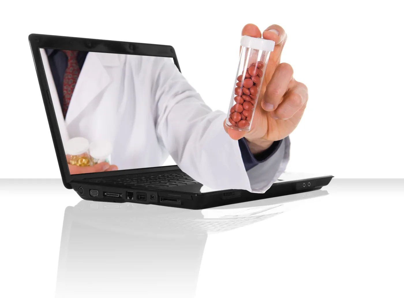 lek z internetu komputer lekarz laptop