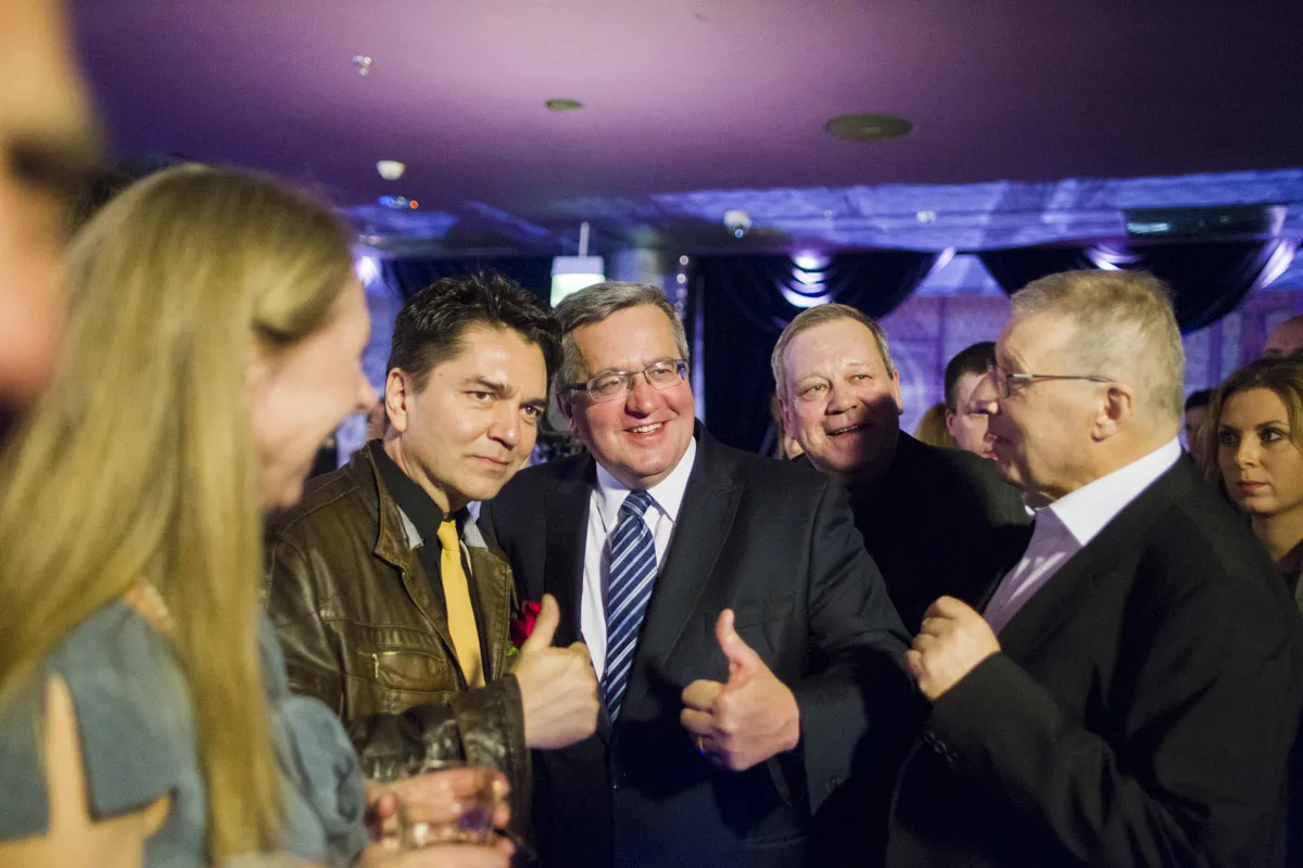 Prezydent Bronisław Komorowski na premierze filmu "Układ zamknięty"