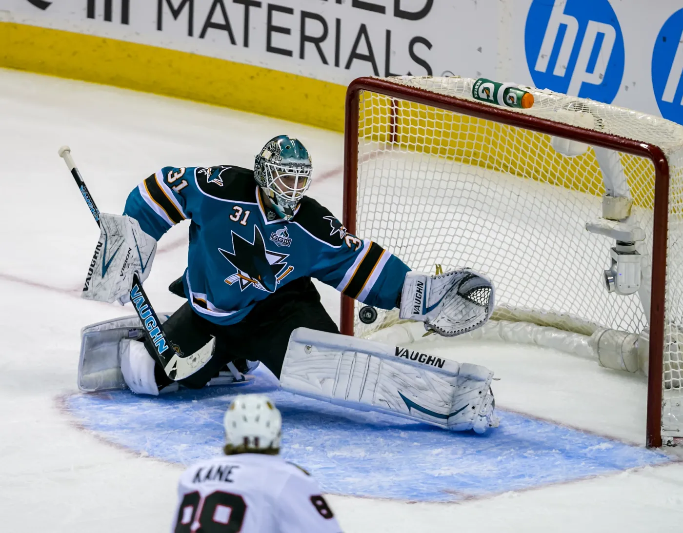 San Jose Sharks doprowadzili do remisu