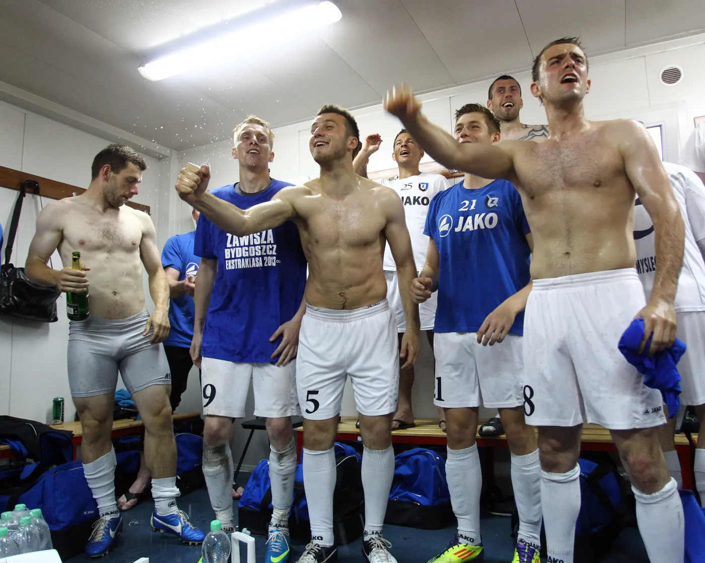 Piłkarskie święto w Bydgoszczy po awansie Zawiszy