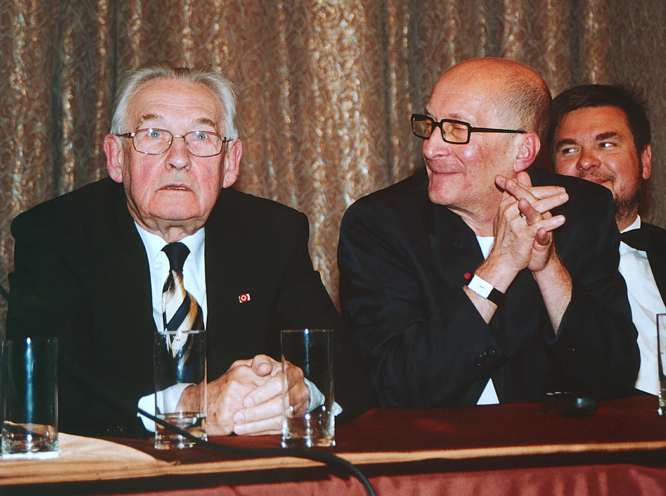 4695852-andrzej-wajda-wojciech-pszoniak.jpg