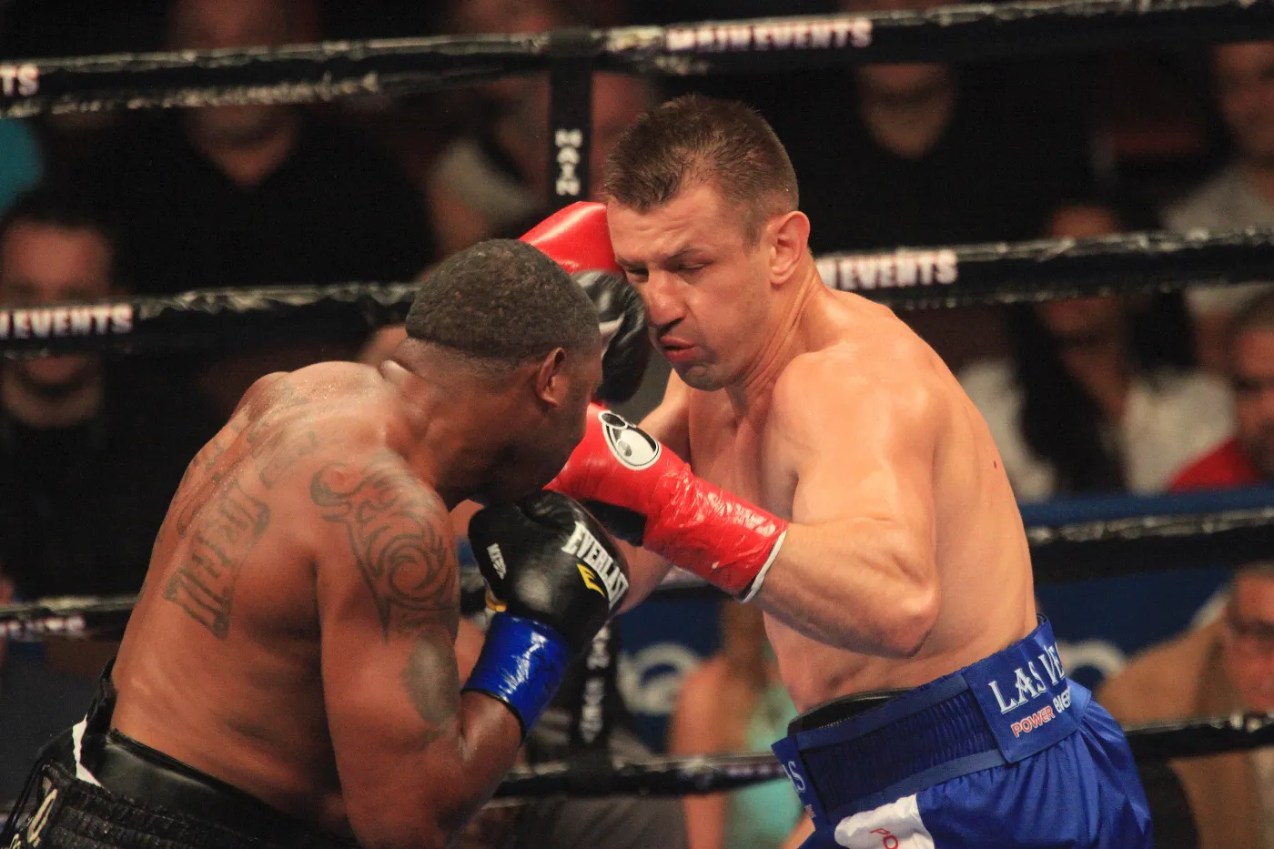 Tak Tomasz Adamek zlał Dominicka Guinna