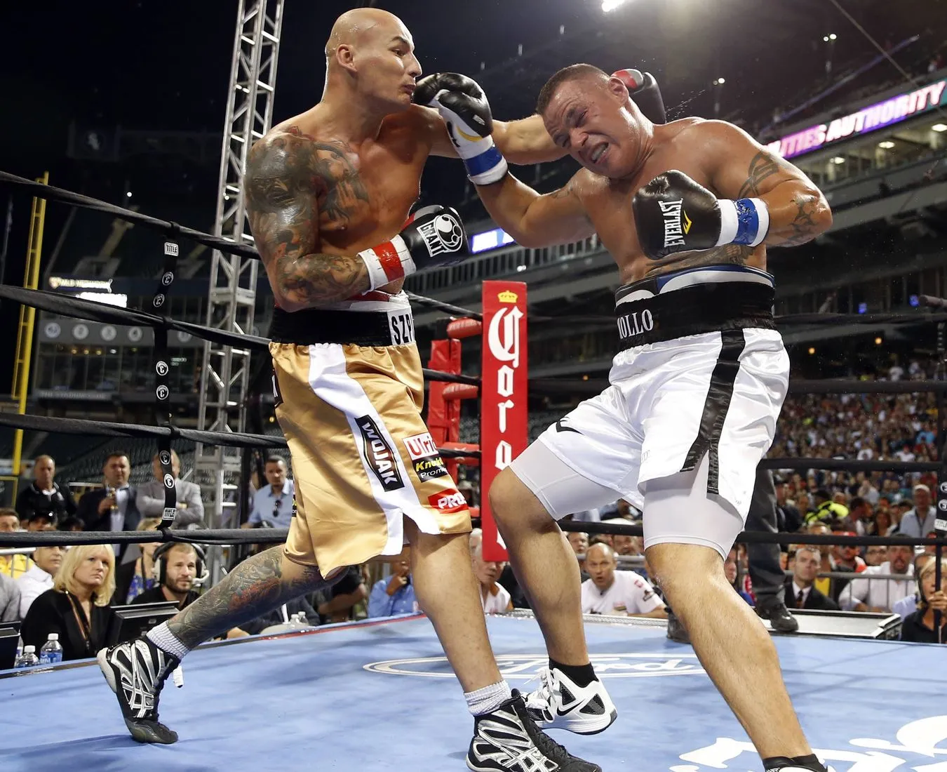 Szpilka podniósł się z desek i znokautował rywala. WIDEO