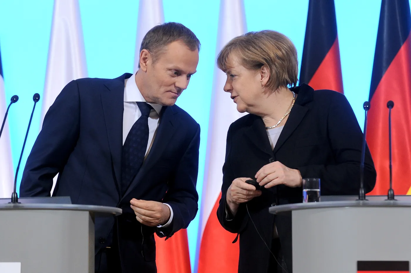 Kto na czele KE? "Merkel wolałaby potulnego Tuska" [AKTUALIZACJA]