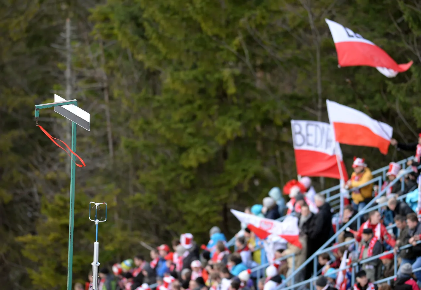 Na Wielkiej Krokwi ostro wieje