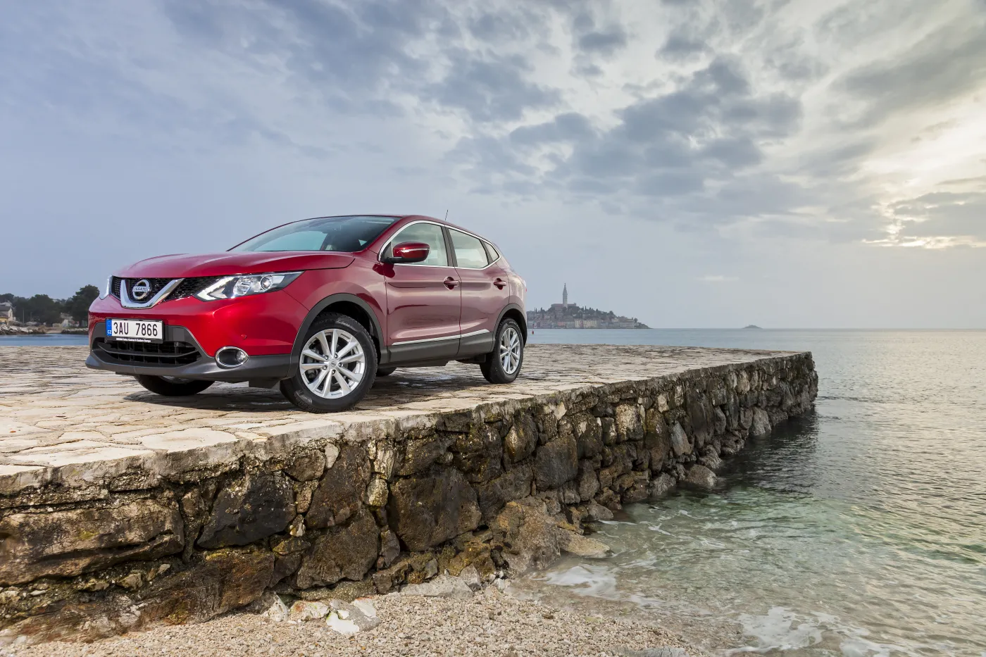 5856577-nissan-qashqai-rovinj-croatia-39.jpg