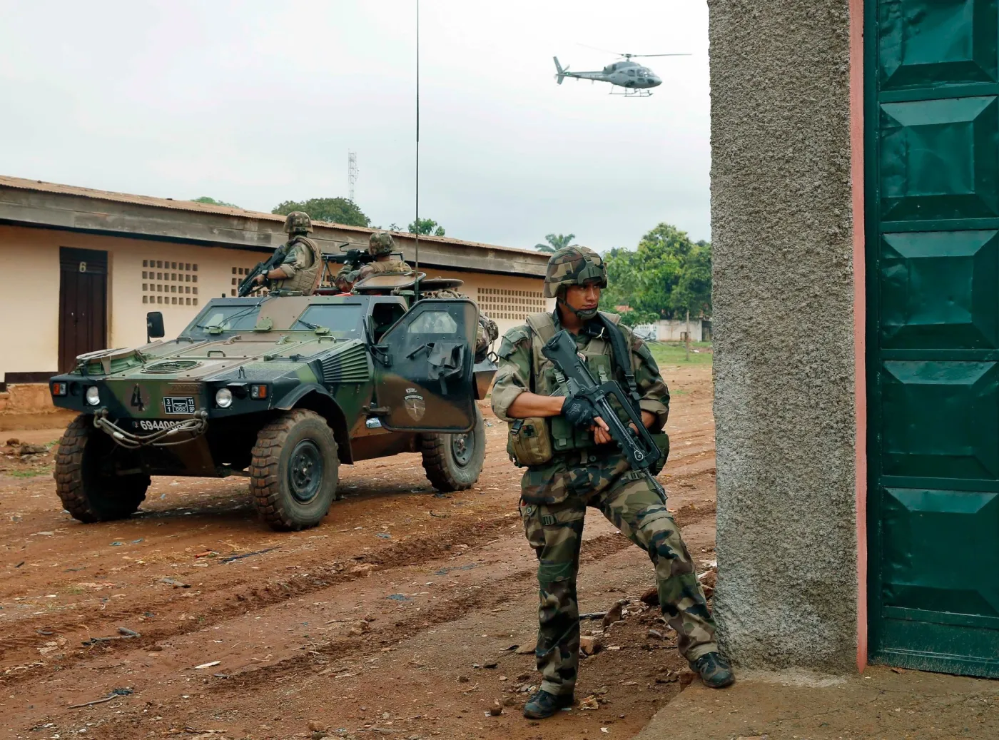 Francuscy żołnierze na patrolu w Republice Środkowoafrykańskiej