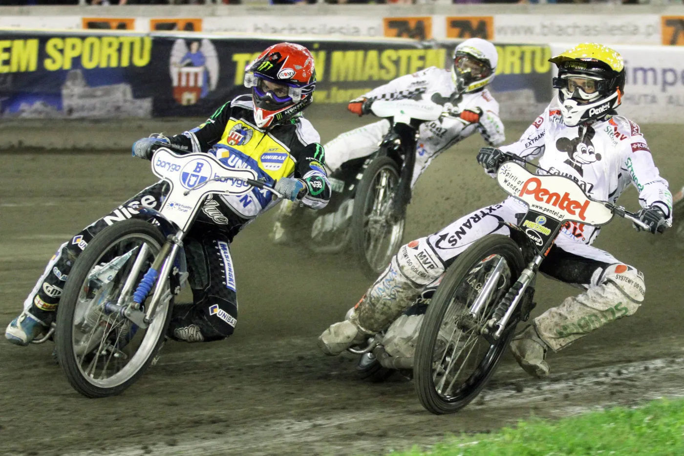 Unibax Toruń surowo ukarany za oddanie meczu walkowerem