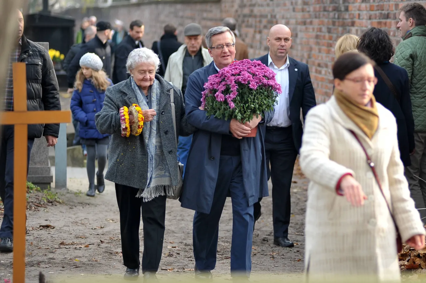 5588216-prezydent-komorowski-z-mama-na.jpg