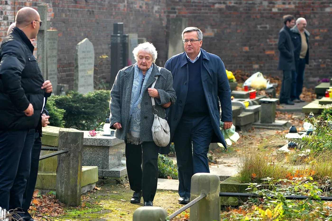 5588361-prezydent-komorowski-z-mama-na.jpg