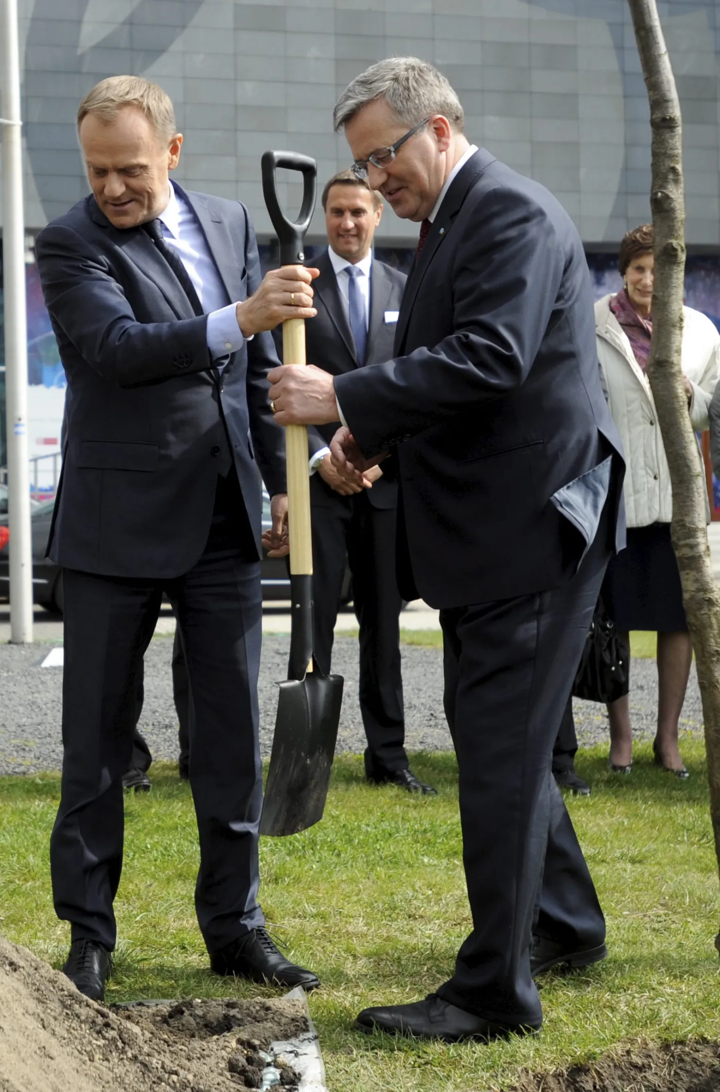 6128163-prezydent-bronislaw-komorowski.jpg