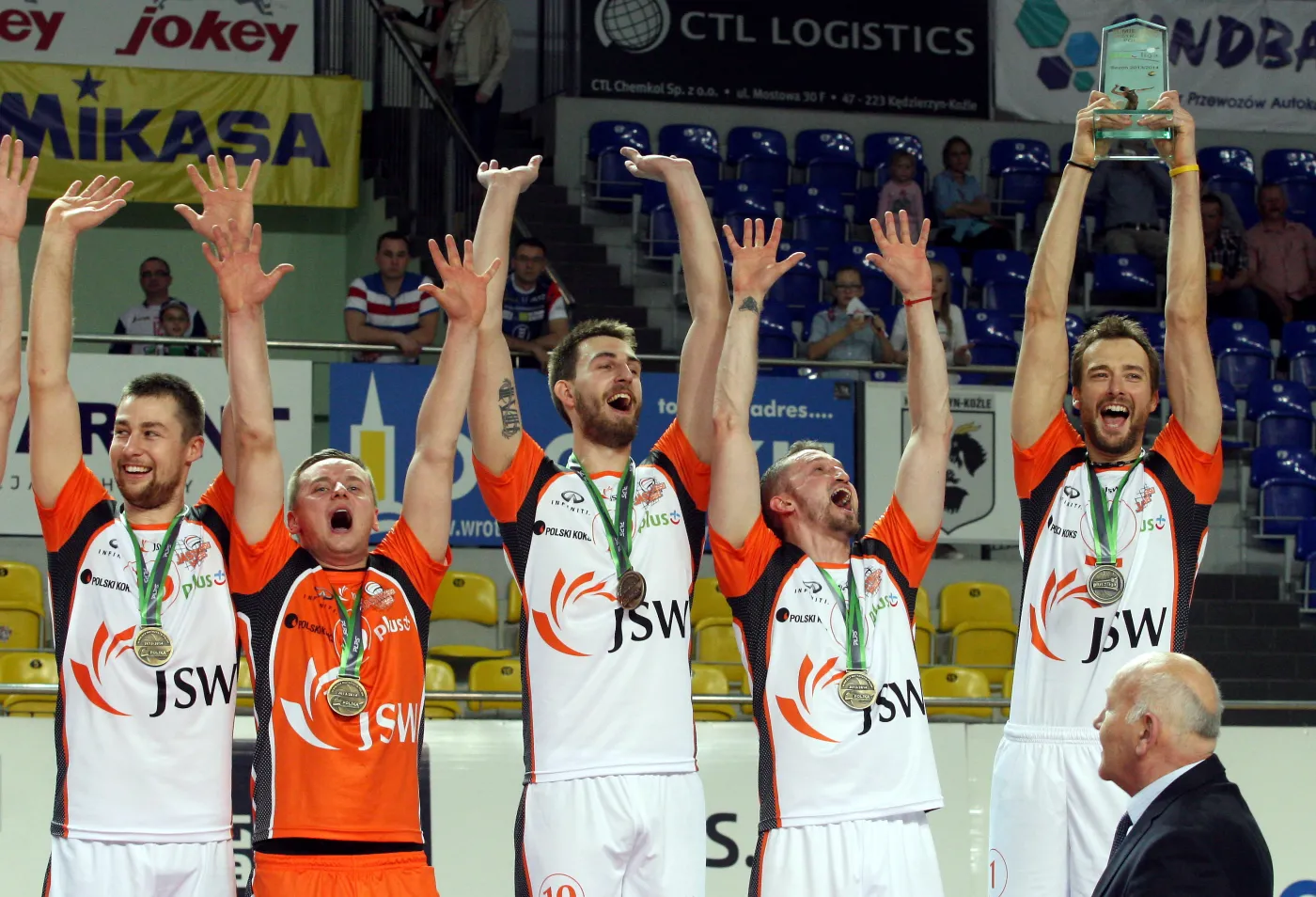 Radość siatkarzy Jastrzębskiego Węgla