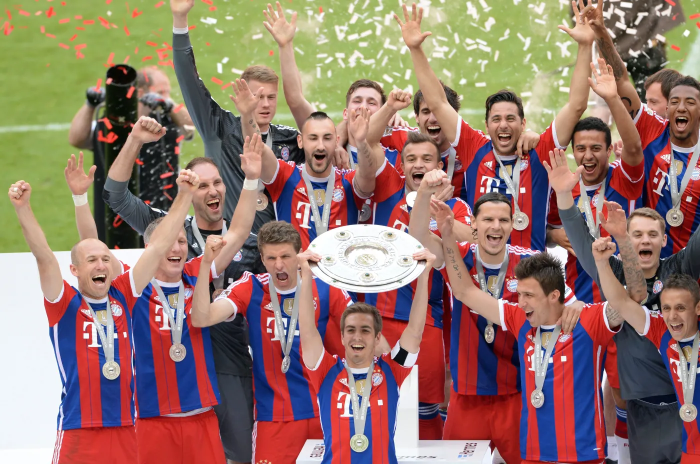 6268591-tak-pilkarze-bayernu-monachium.jpg