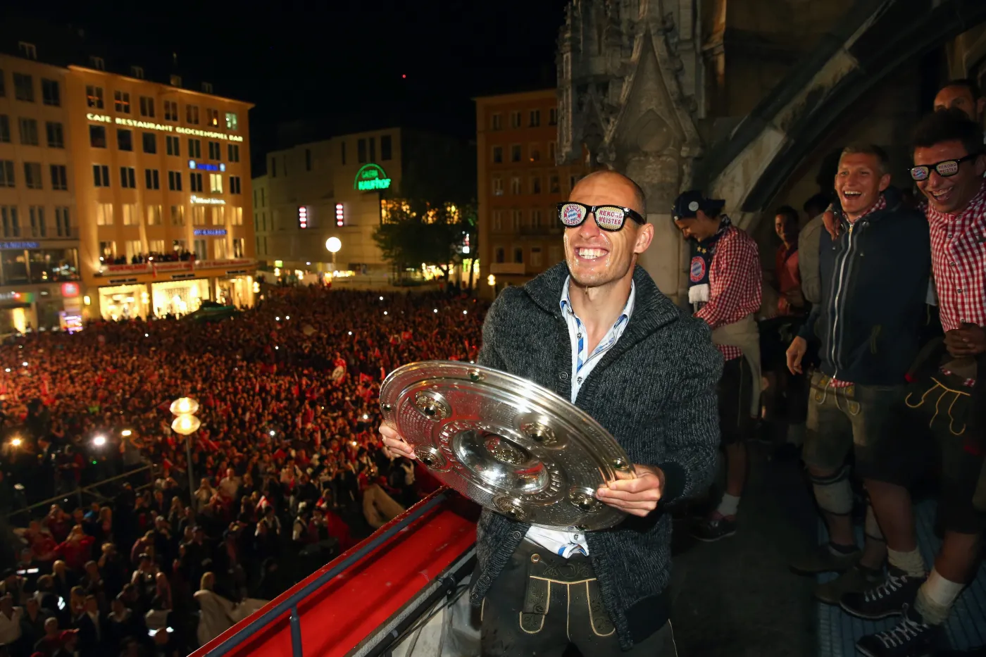 6268823-tak-pilkarze-bayernu-monachium.jpg