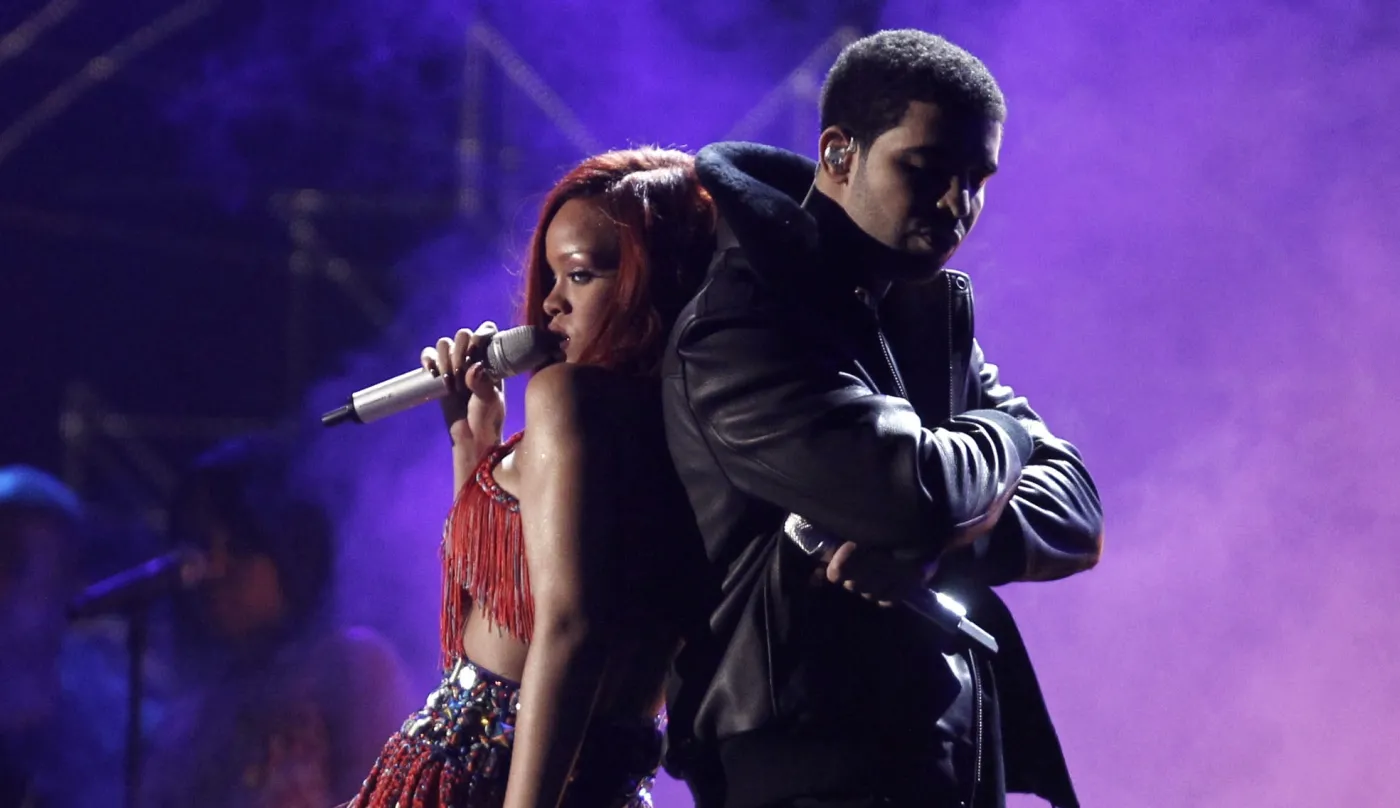 Rihanna i Drake podczas występu na gali Grammy