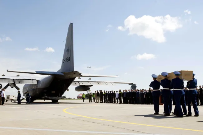 Dzień żałoby narodowej w Holandii. "Podejście do Rosji zasadniczo się zmieniło". GALERIA
