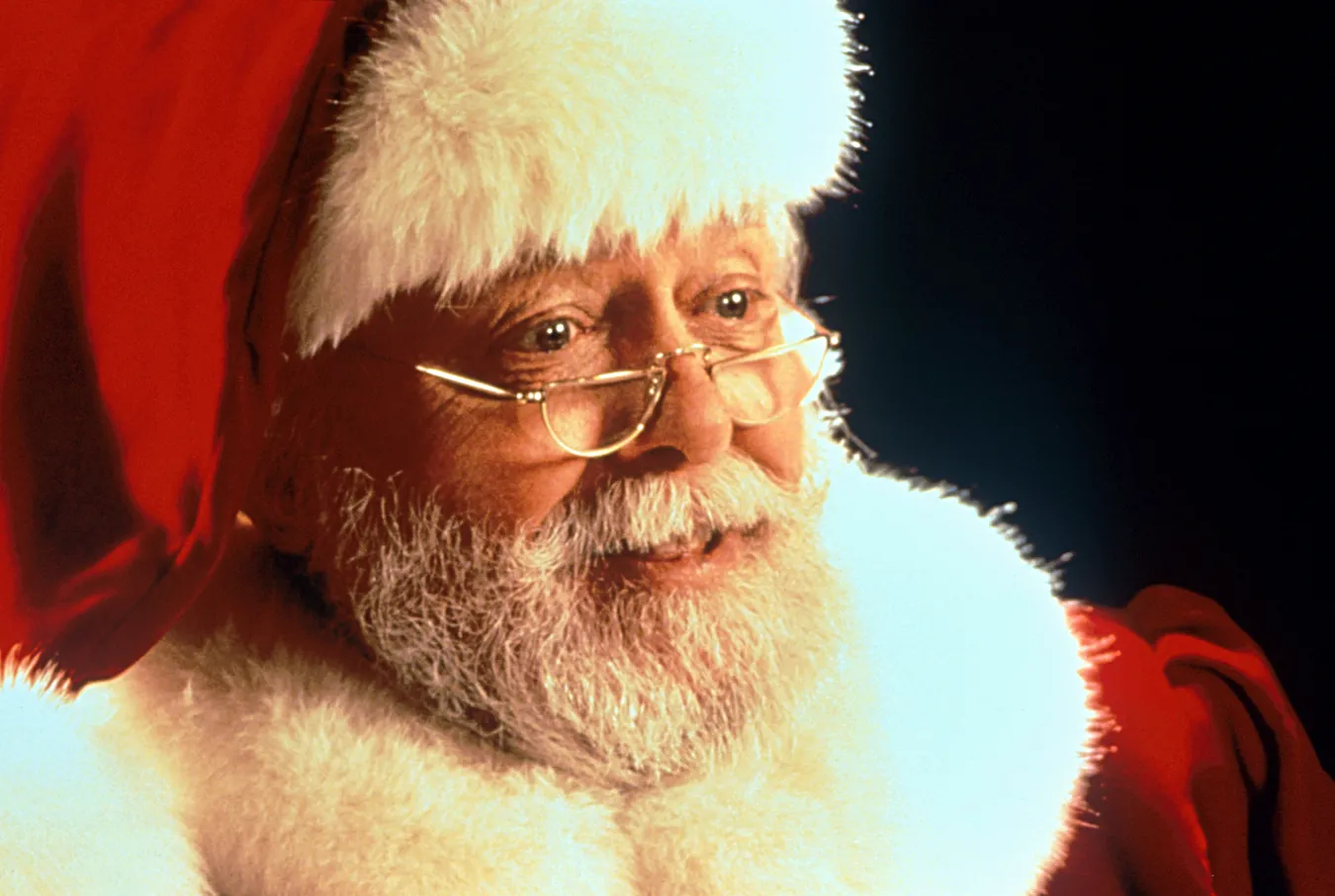 Richard Attenborough jako "Święty Mikołaj z 34. ulicy"