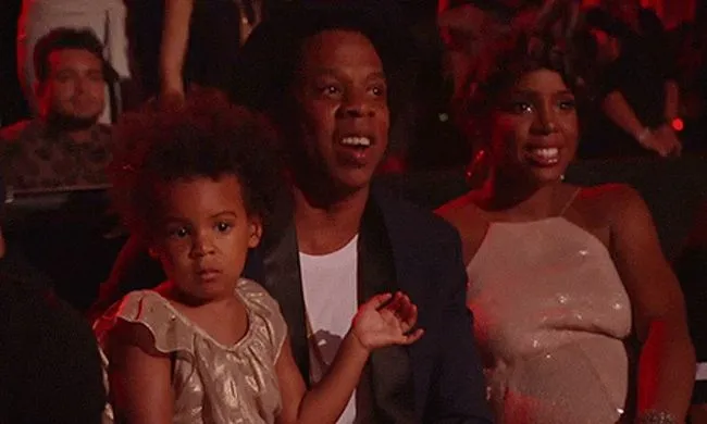 6716693-blue-ivy-z-tata-gali-mtv-video.jpg