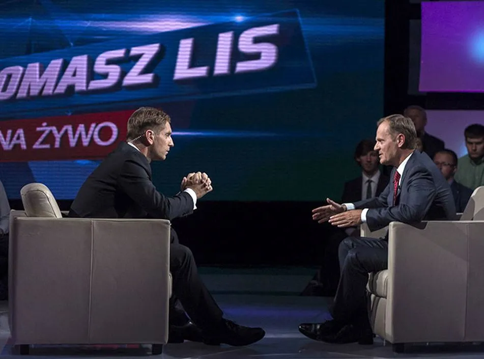 To jednak ustawka? Widownia Lisa zaśpiewała Tuskowi "Sto lat"