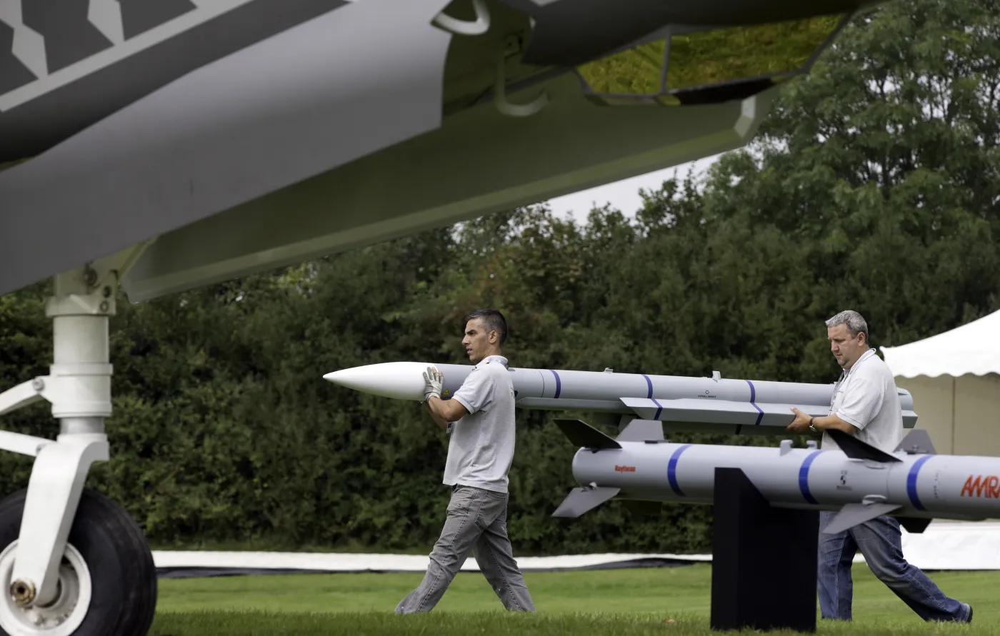 Rakiety, myśliwce i transportery na szczycie NATO. Tak Sojusz chroni się przed islamistami. ZDJĘCIA