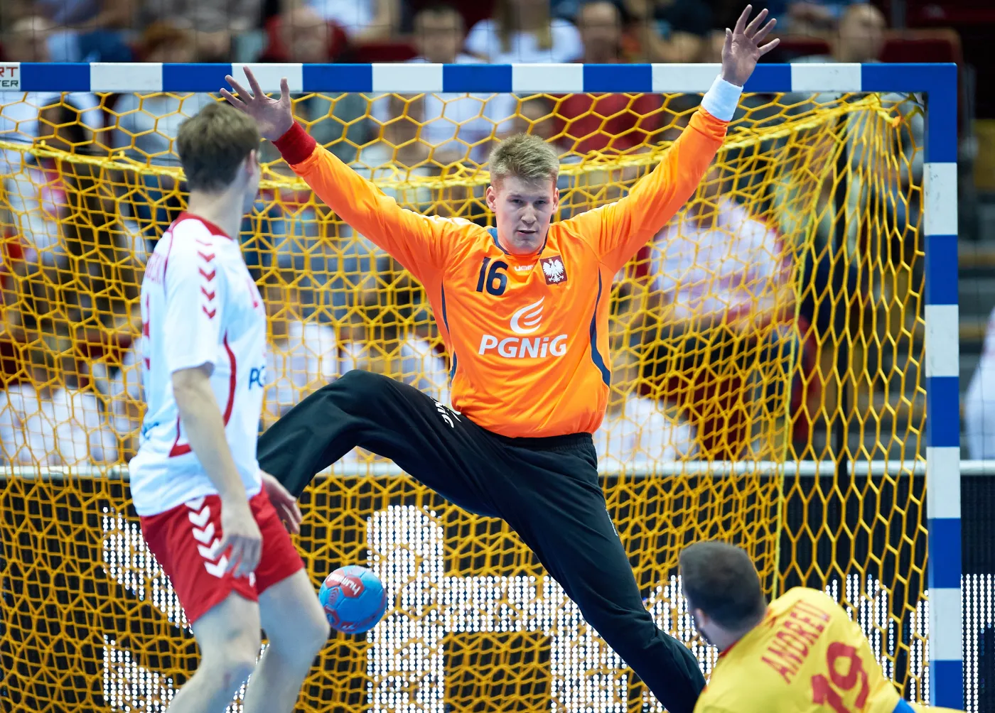 Polscy szczypiorniści przegrali z mistrzami świata. ZDJĘCIA