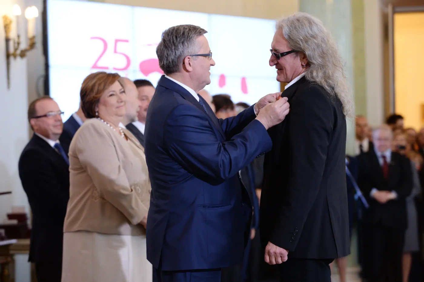 6388462-prezydent-bronislaw-komorowski.jpg