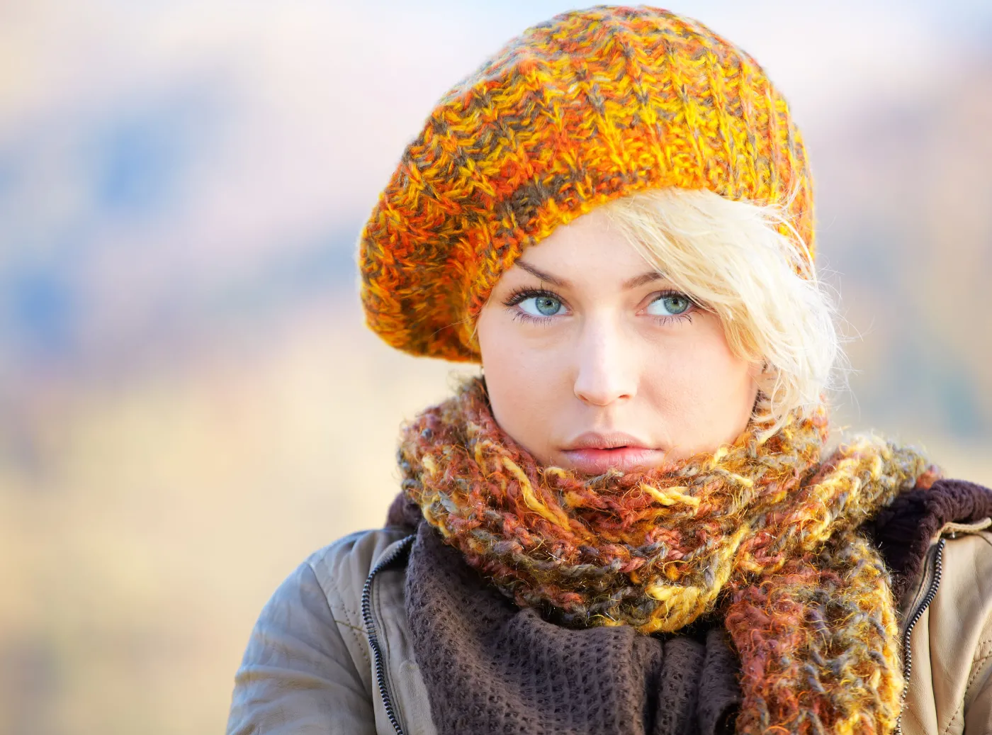 jesień kobieta spacer depresja smutek problem