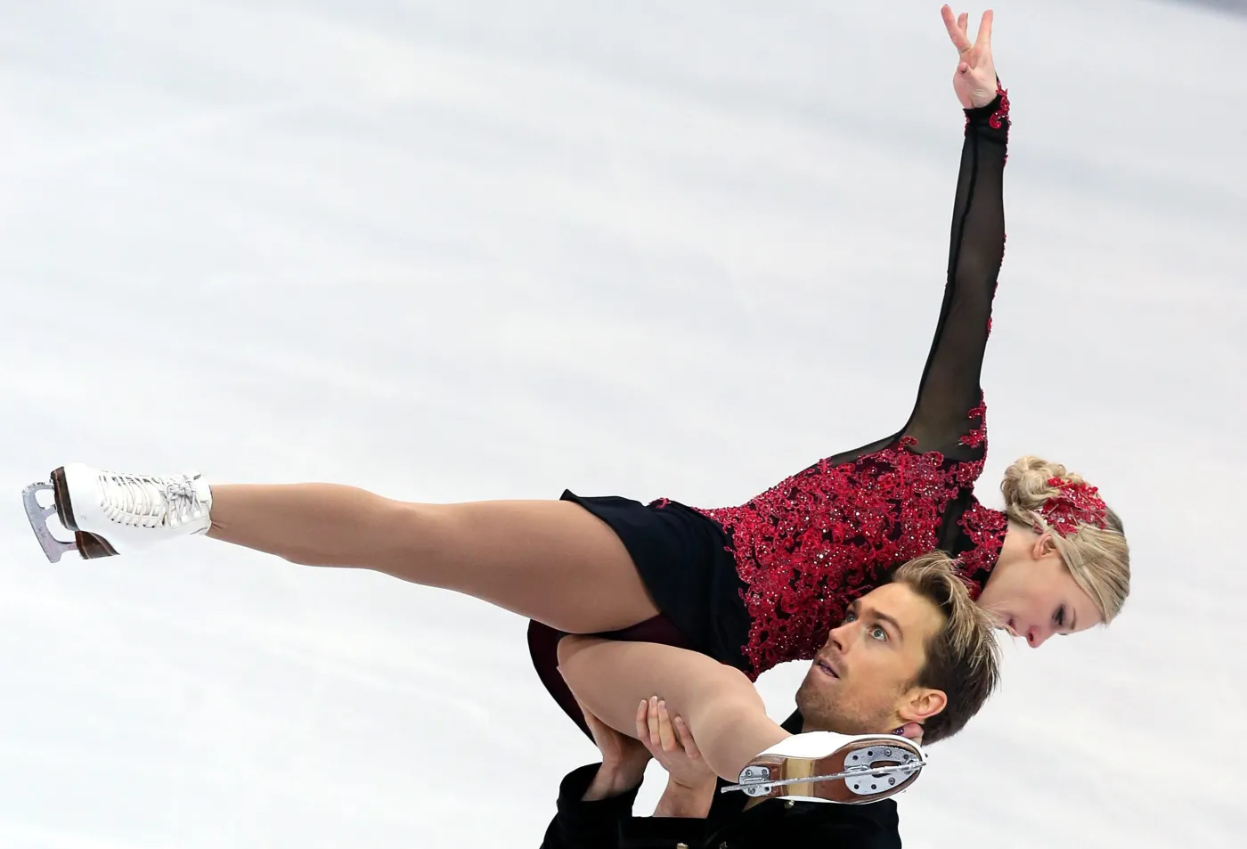 7069127-penny-coomes-i-nicholas-buckland.jpg
