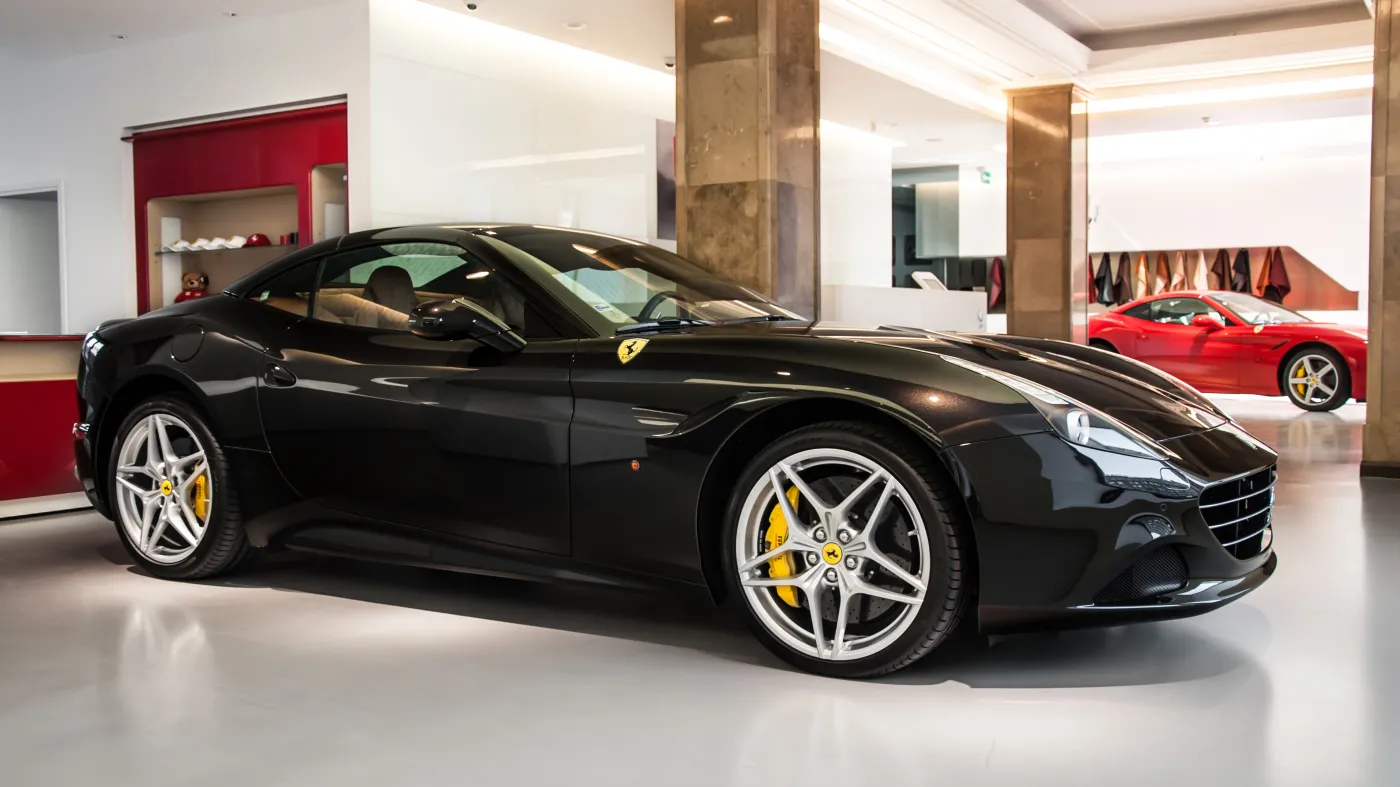 7077410-ferrari-california-t-podwojnie.jpg