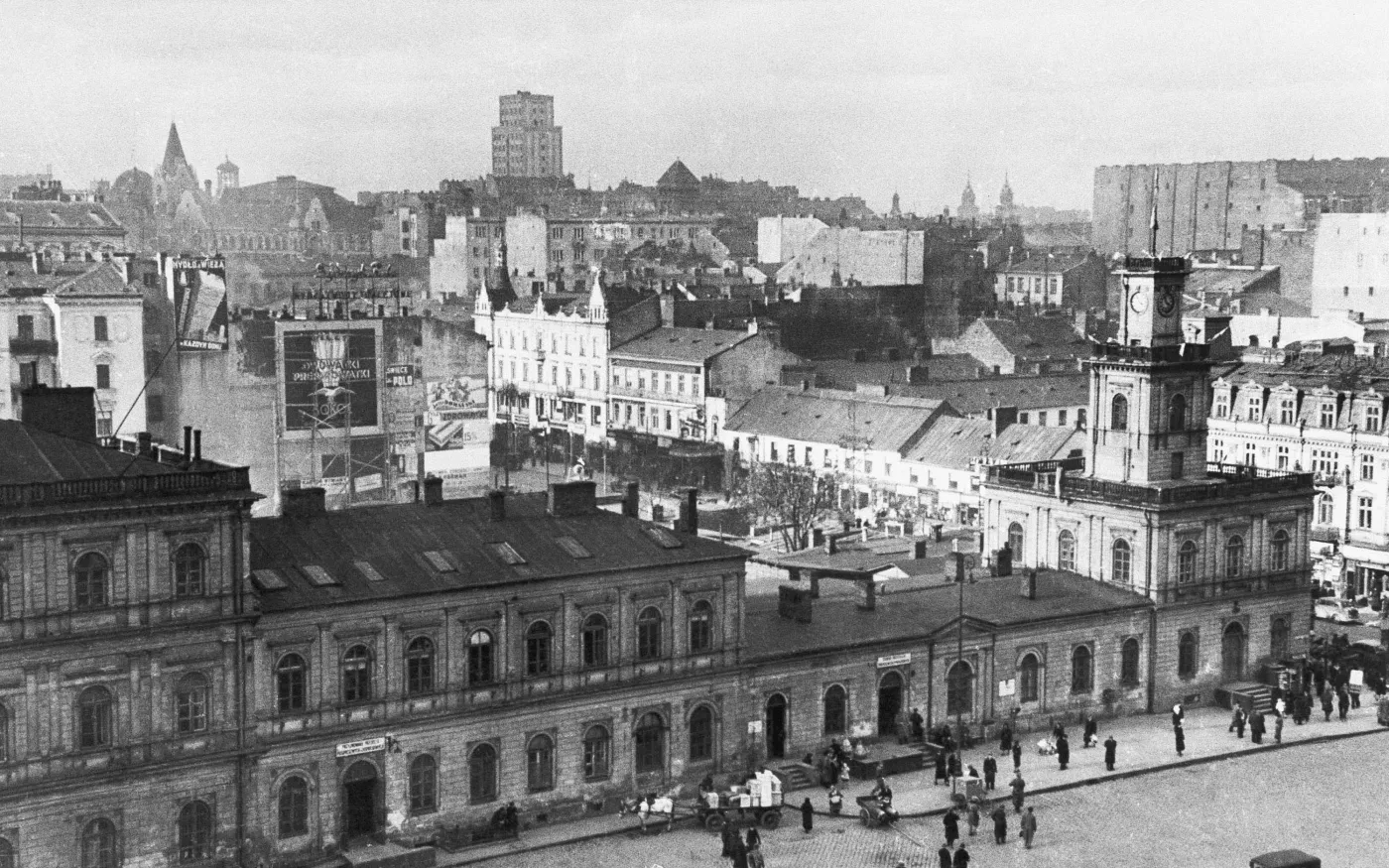 6873622-warszawa-1939-ii-wojna-swiatowa.jpg