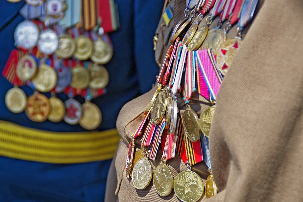 Medale na mundurach werteranów II wojny światowej