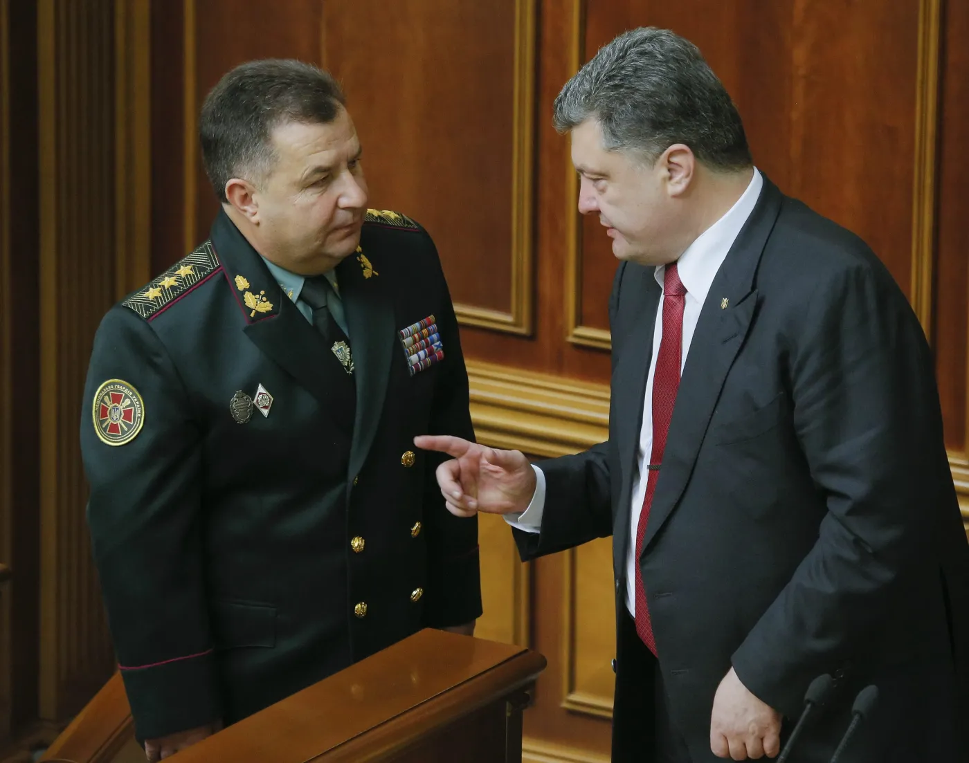 Ekspert: Polska zrezygnowała z walki o Ukrainę za stanowisko dla Tuska