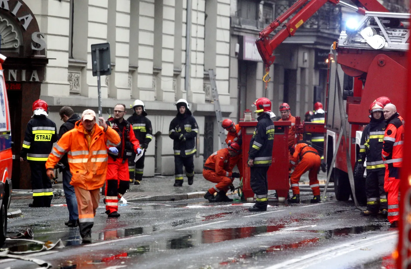 6976604-wybuch-gazu-kamienica-katowice.jpg